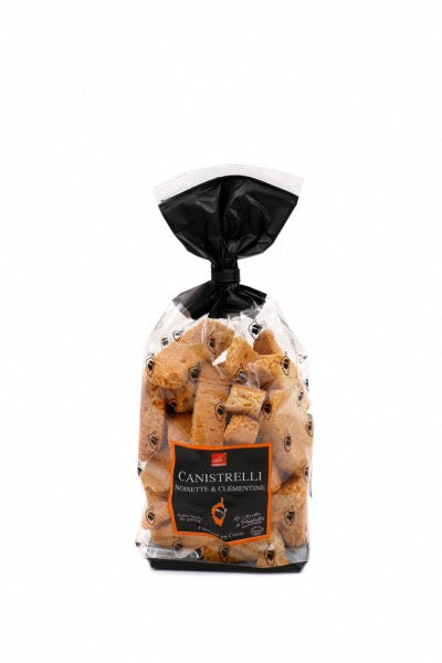Biscuits corses croustillants aux noisettes et à la clémentine.